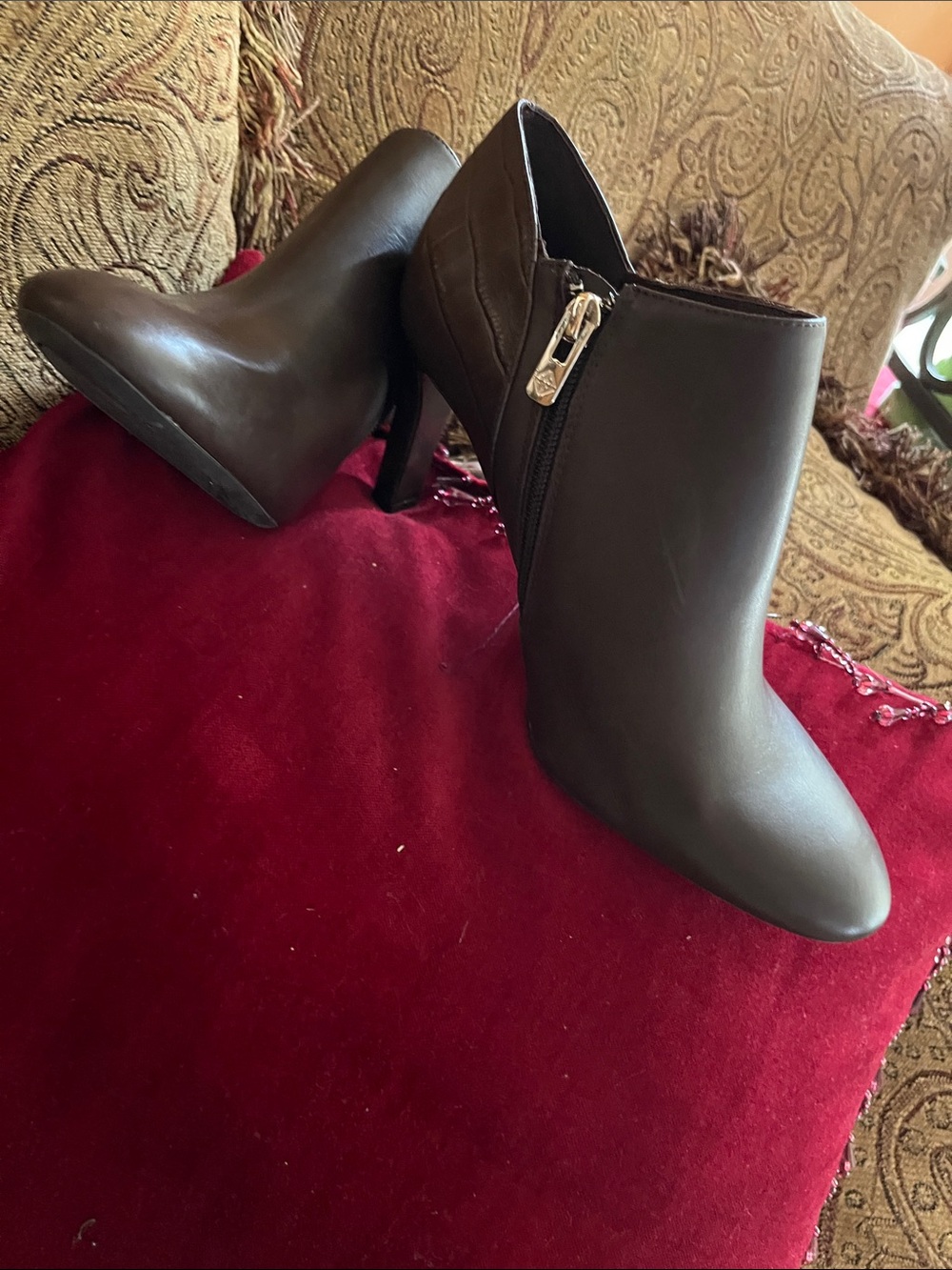 ANTONIO MELANI Dark Brown Leather Ankle Booties